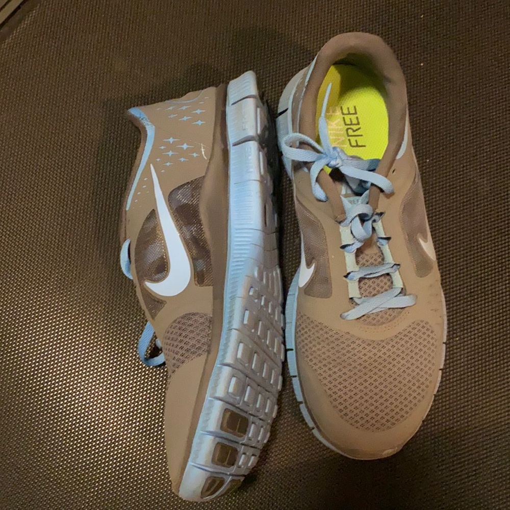 Nike free run 3s,  women’s size 9.5, charcoal gray and blue, good condition